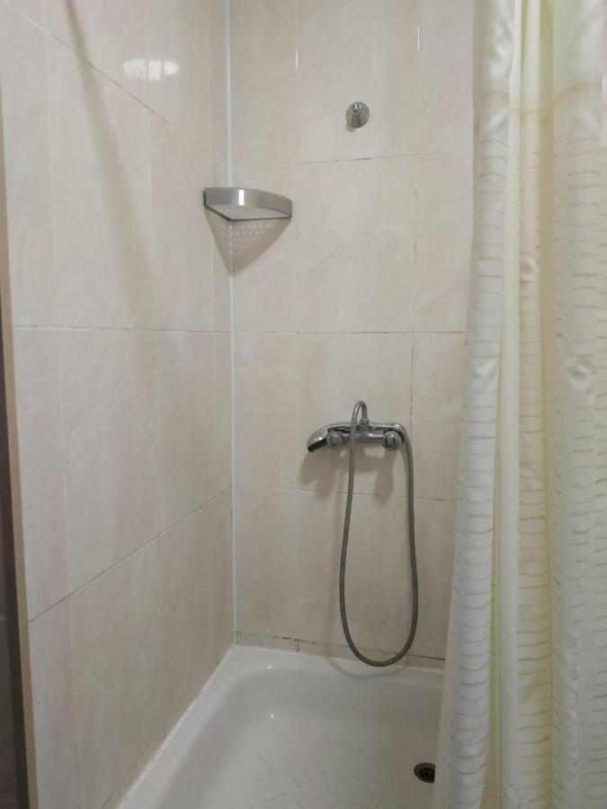 Mini-Hotel Neptun Ривне Екстериор снимка