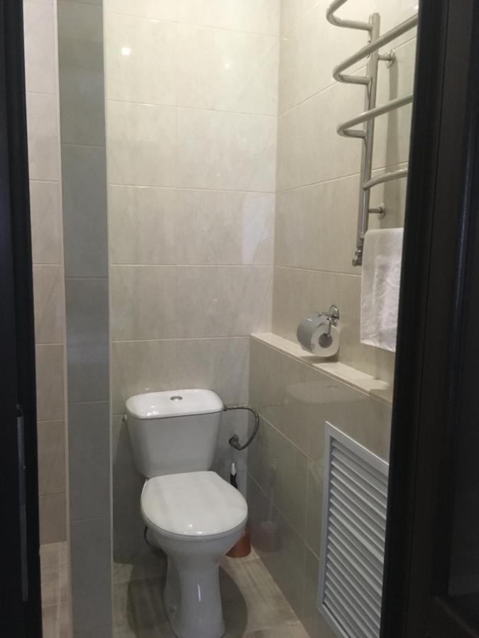 Mini-Hotel Neptun Ривне Екстериор снимка